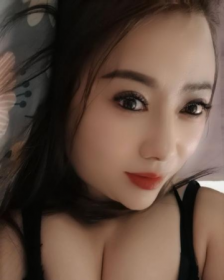 -㣨飩